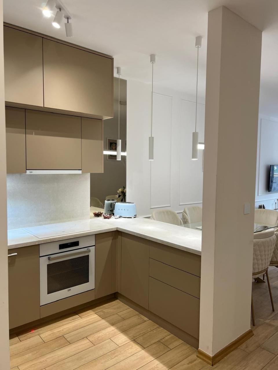 Apartment Luxury With Garage In Old Bakery *