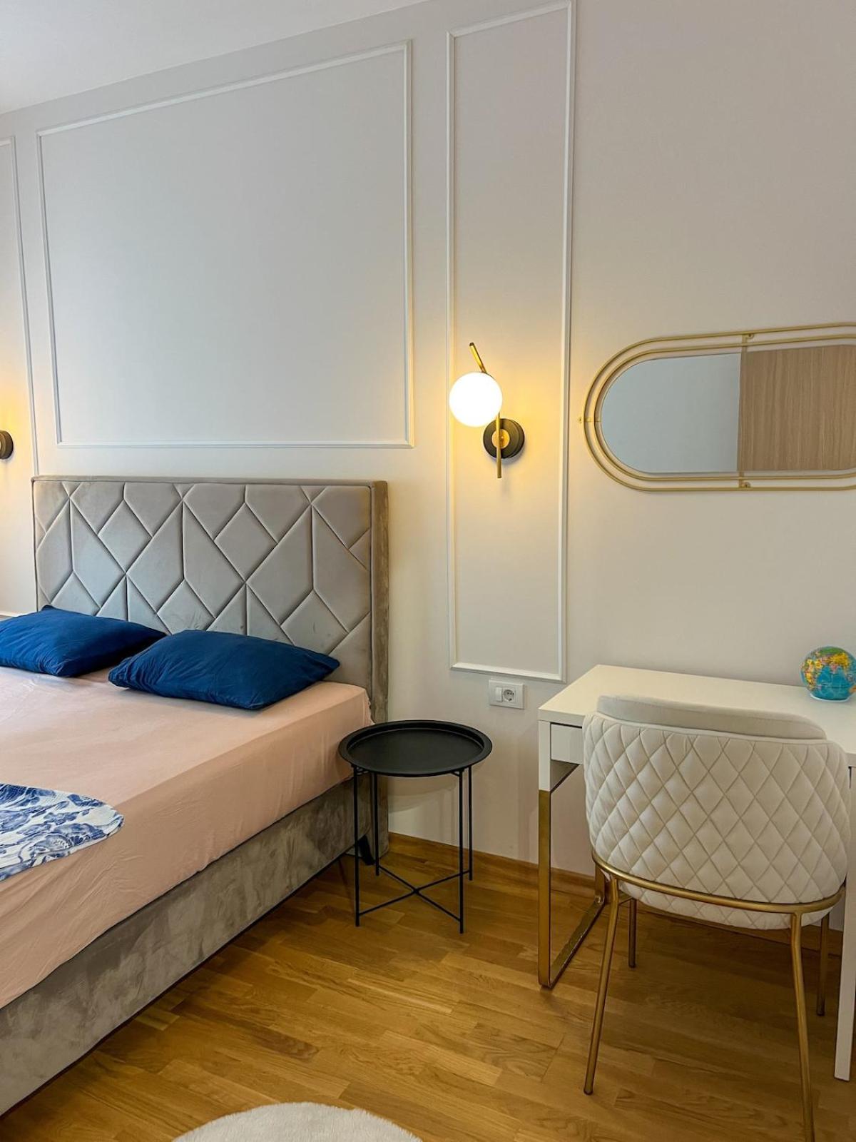 Luxury With Garage In Old Bakery Apartment Budva