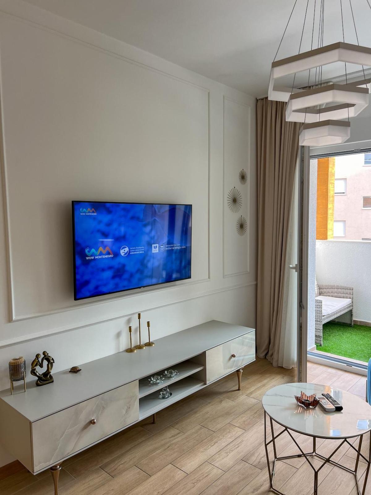 Luxury With Garage In Old Bakery Apartment *